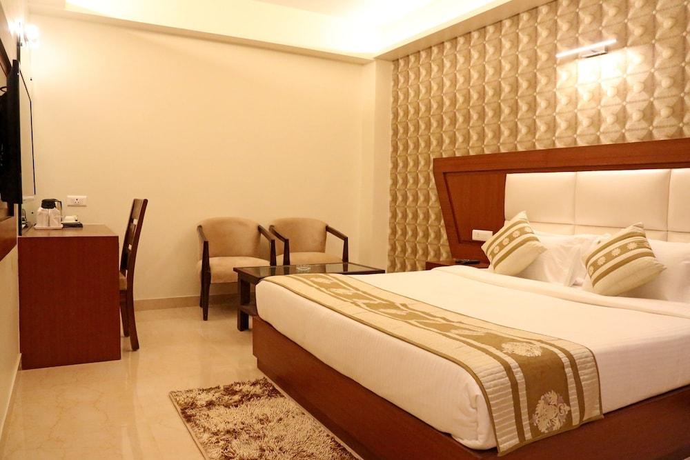 Hotel Varanasi Inn Exterior foto