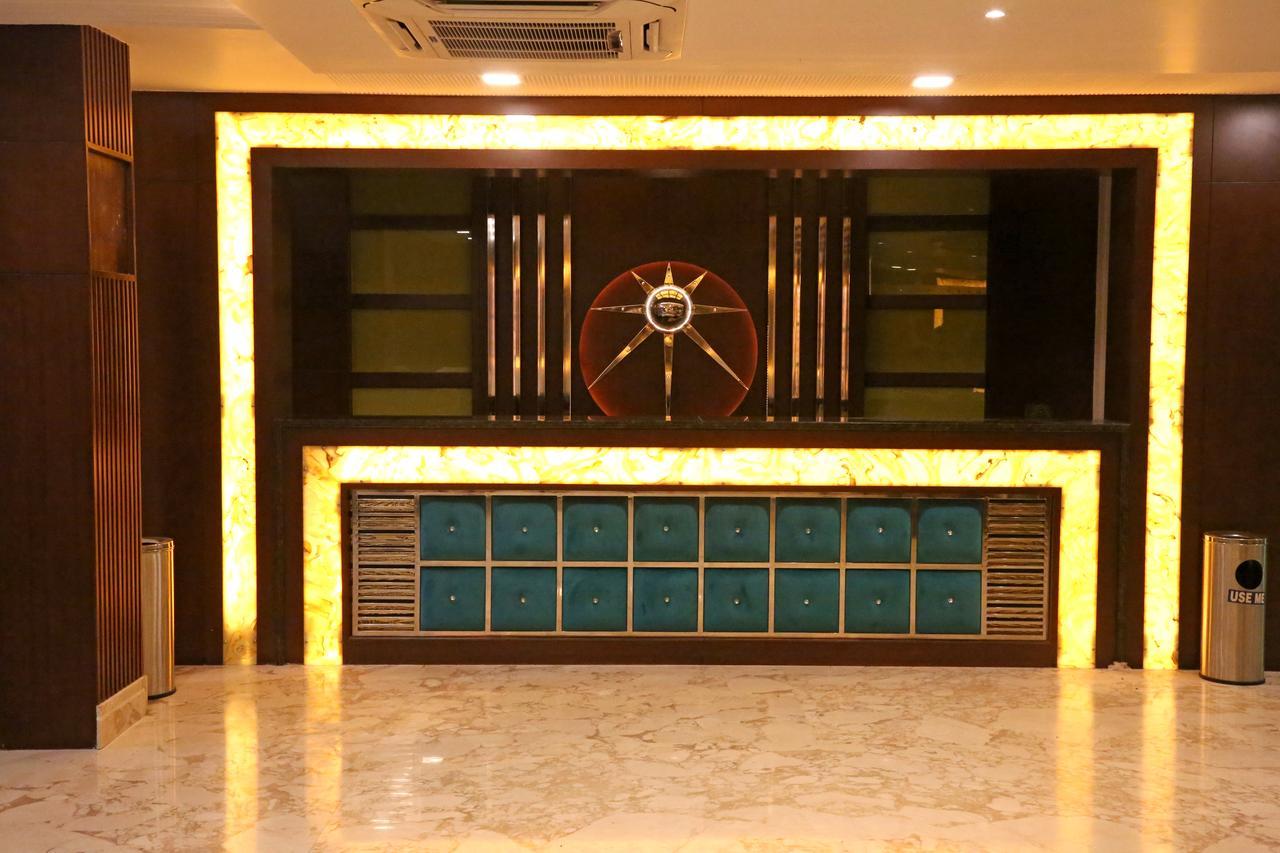 Hotel Varanasi Inn Exterior foto